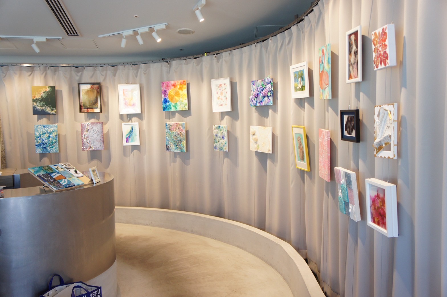 過去の展覧会の展示風景